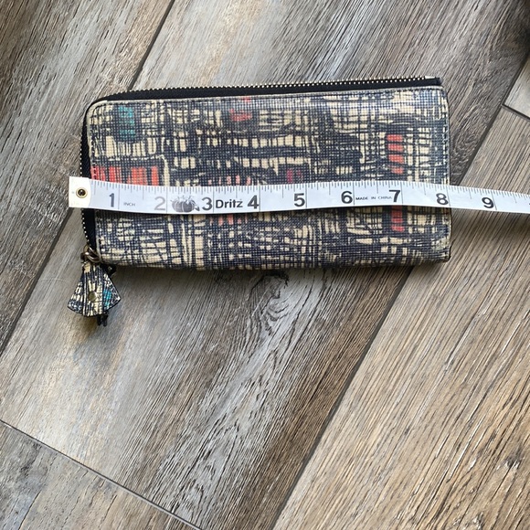 Tumi Zipper Wallet - Picture 7 of 13